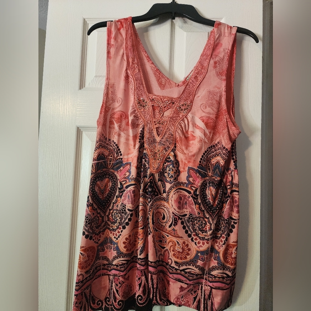 Energe Women's Paisley Sleeveless Top